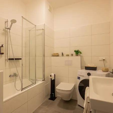 Maremar - Style Apartment Im Zentrum - Luxus Boxspringbett - Kueche - Arbeitsplatz - Highspeed Wlan Gera Zewnętrze zdjęcie