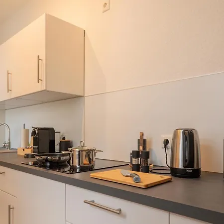 Maremar - Style Apartment Im Zentrum - Luxus Boxspringbett - Kueche - Arbeitsplatz - Highspeed Wlan Gera Zewnętrze zdjęcie